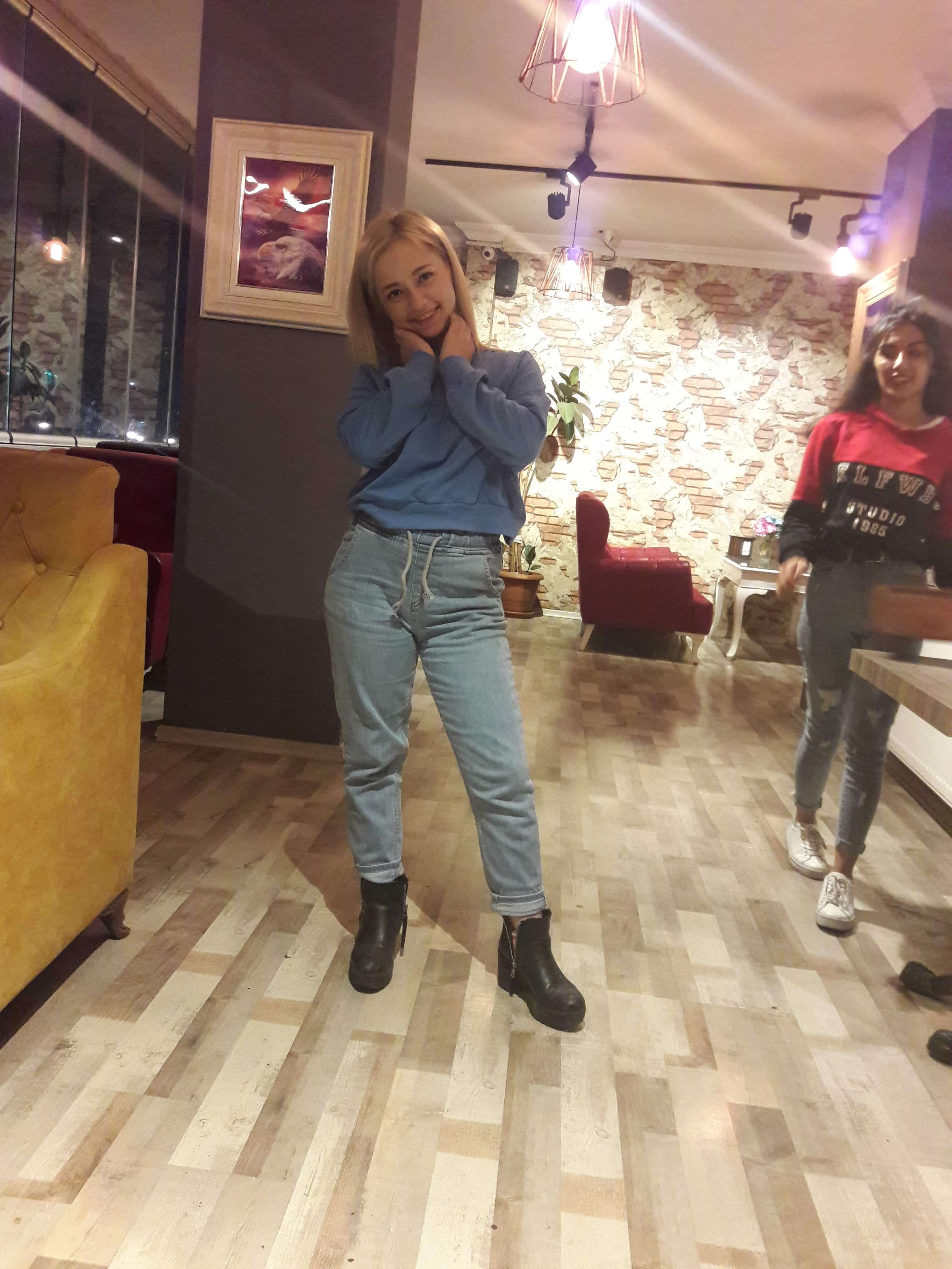 Elif Dinc